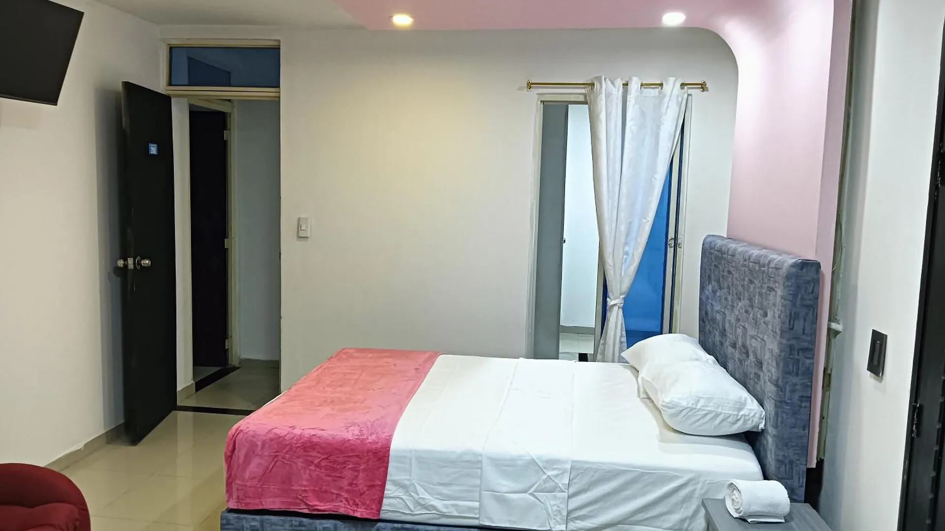 Hotel Pasarela Cali