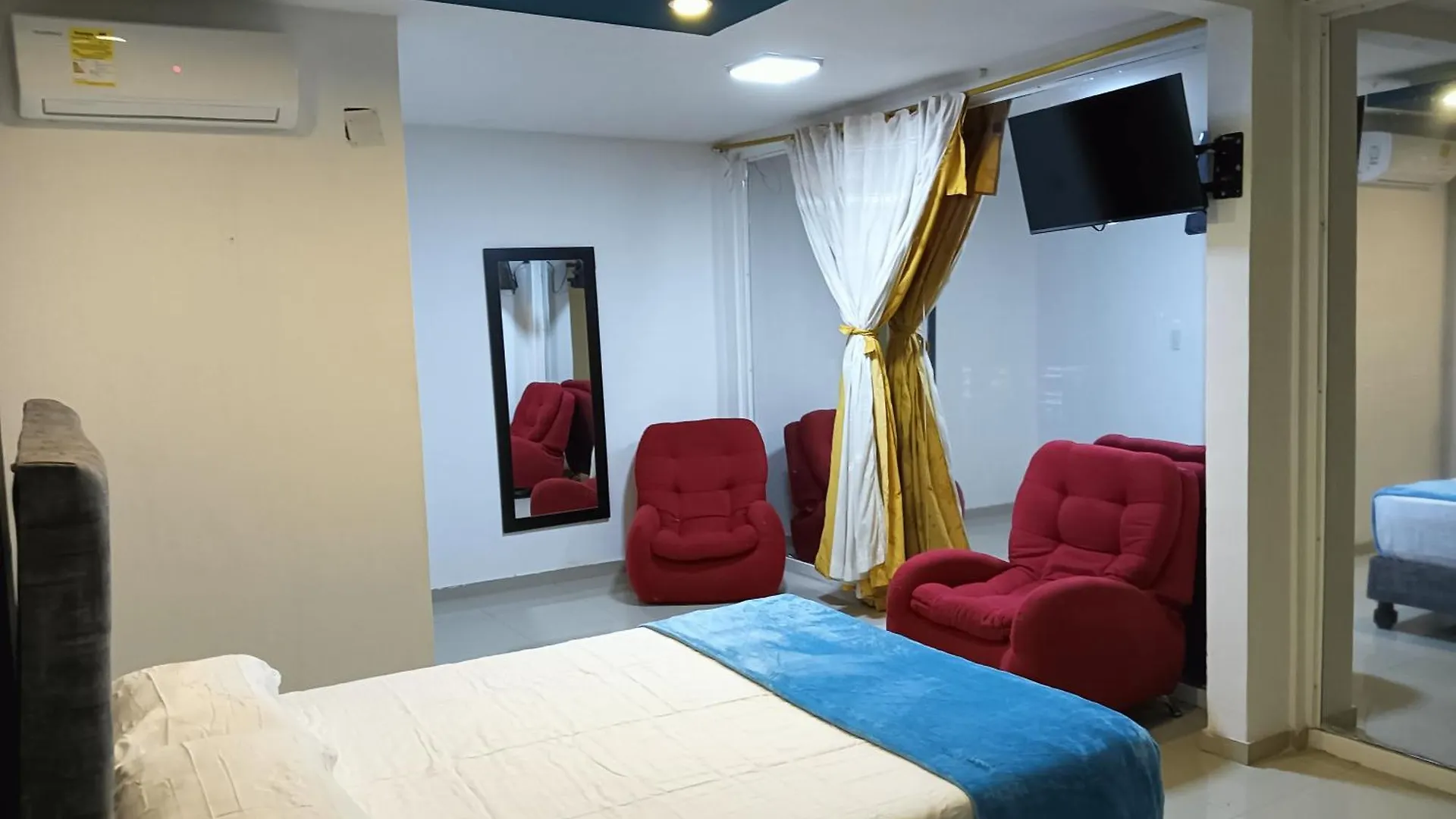 Hotel Pasarela Cali