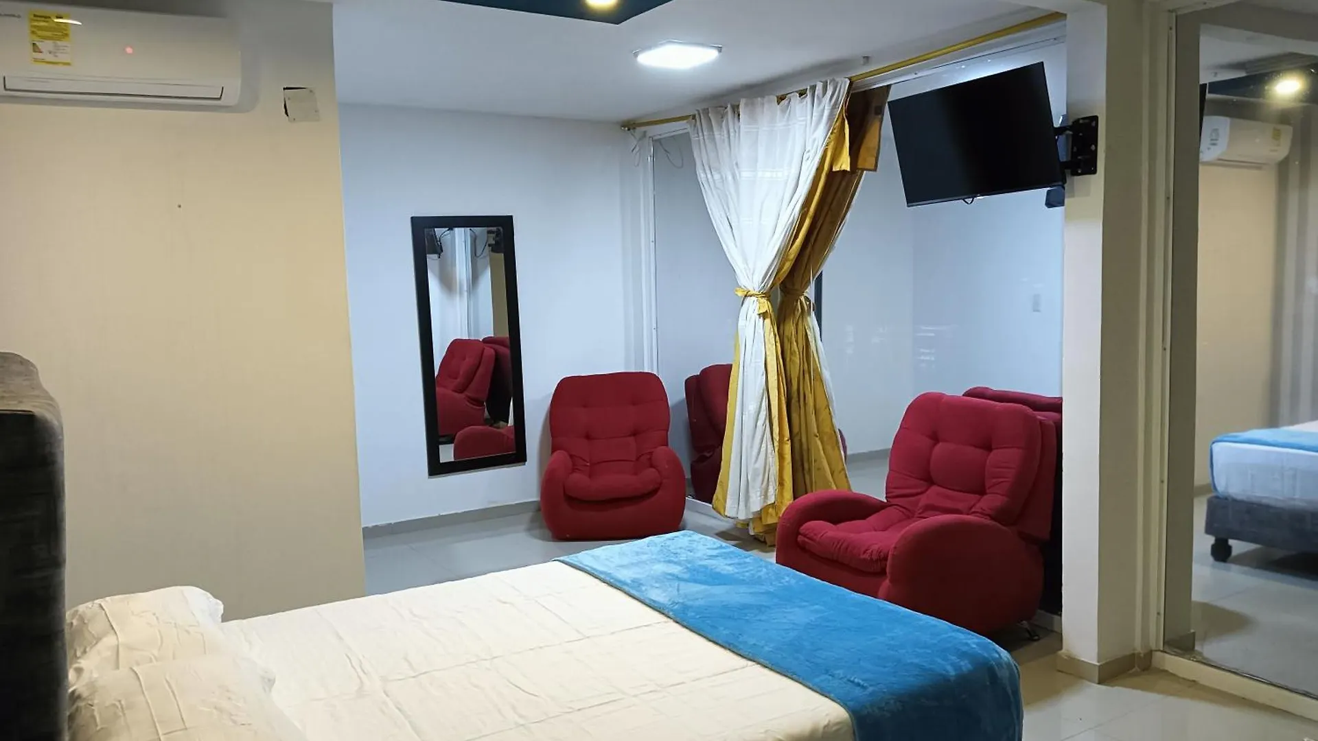 Hotel Pasarela Cali